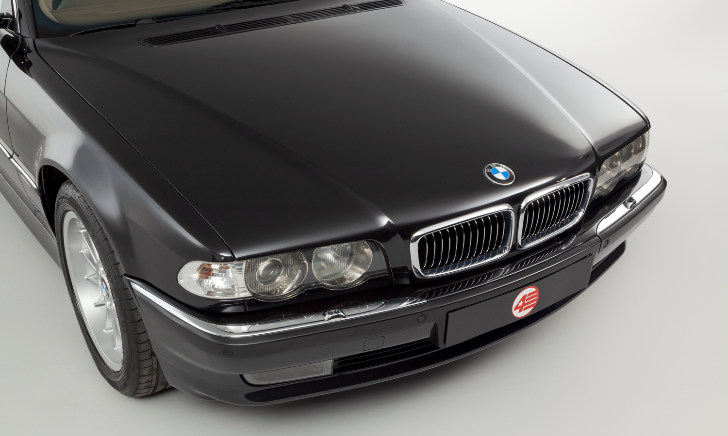Bmw i750 e38