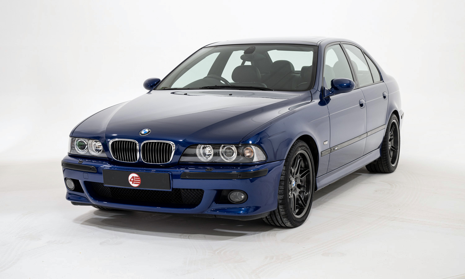 BMW E39 M5 blue